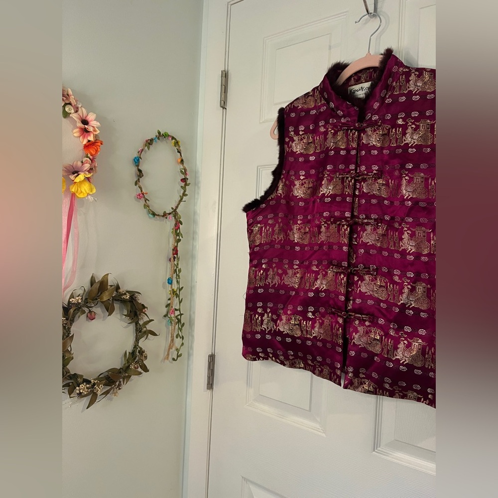 Sportsgirl Fiusha Vest with Gold Accents